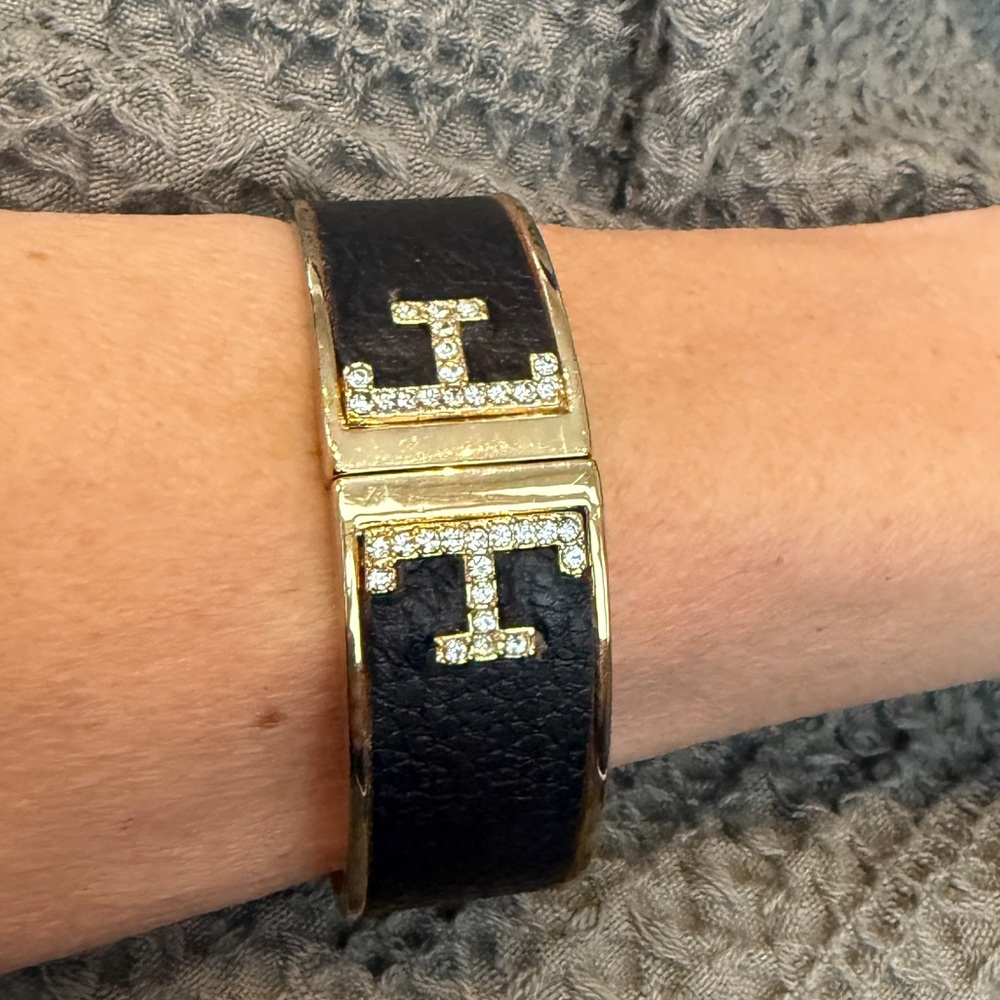 MX black gold & crystal hinged T bracelet bangle